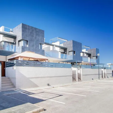 Royal Park Holiday home *